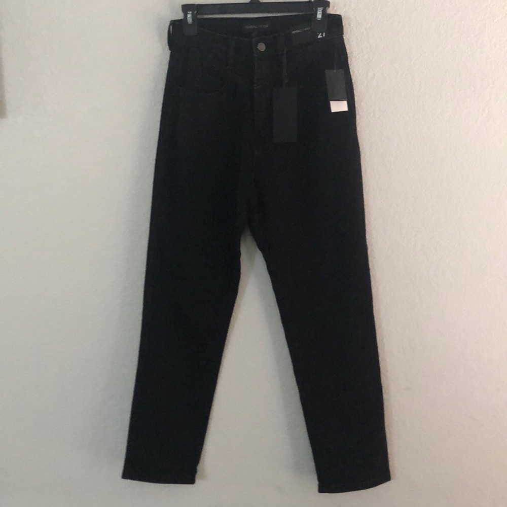 Kendall + Kylie Juniors’ High-Rise Straight-Leg Jeans - Picture 2 of 7